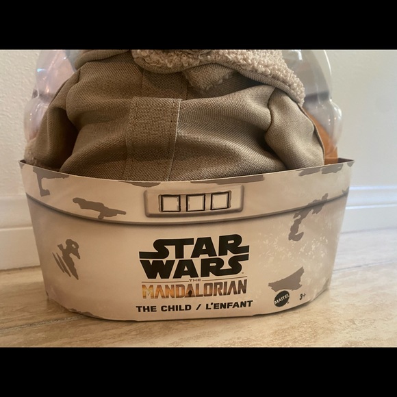 STAR WARS - THE CHILD PLUSH TOY 11” - Picture 9 of 9